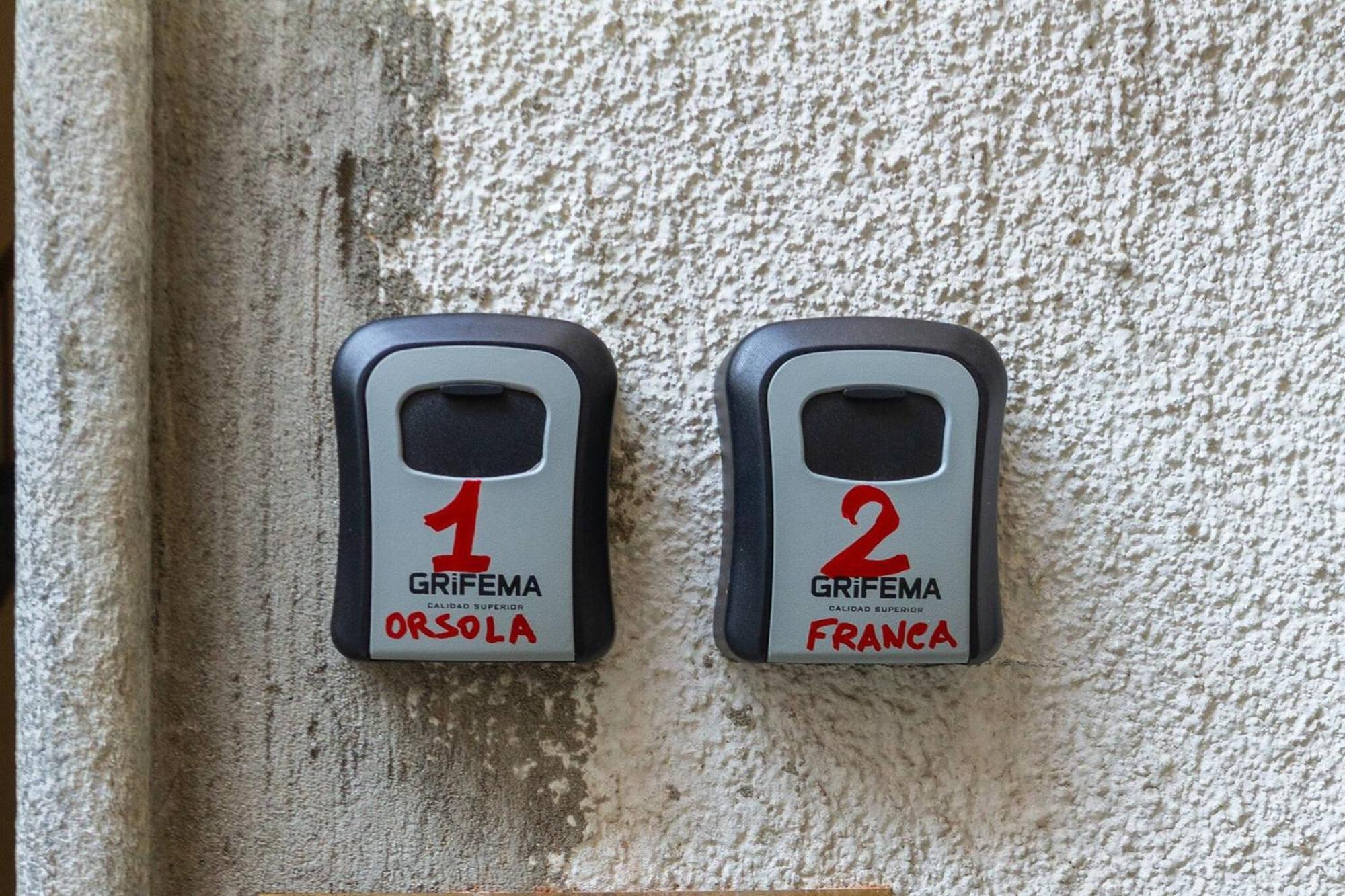 A Casa Di Ninni "Franca Room" 都灵 外观 照片