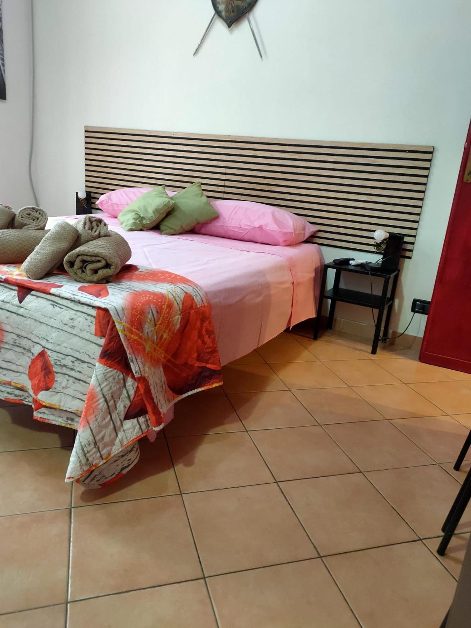 A Casa Di Ninni "Franca Room" 都灵 外观 照片