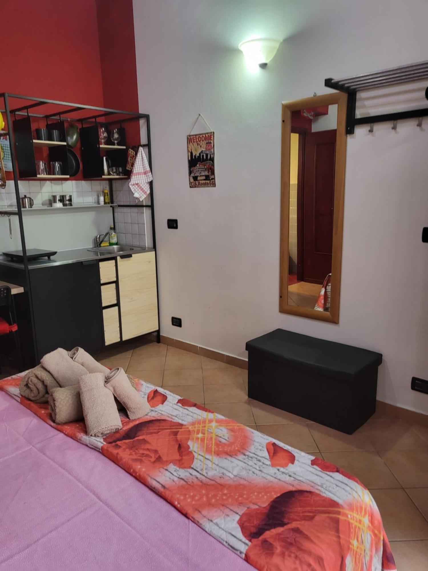 A Casa Di Ninni "Franca Room" 都灵 外观 照片